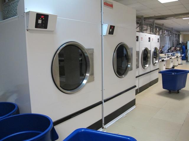 vinpearl1 1 - Cách chọn máy giặt công nghiệp tốt nhất cho xưởng giặt là và nhà nghỉ - khách sạn